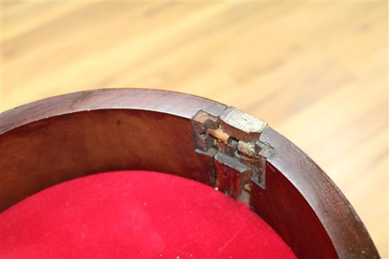 An Edwardian inlaid mahogany bijouterie table